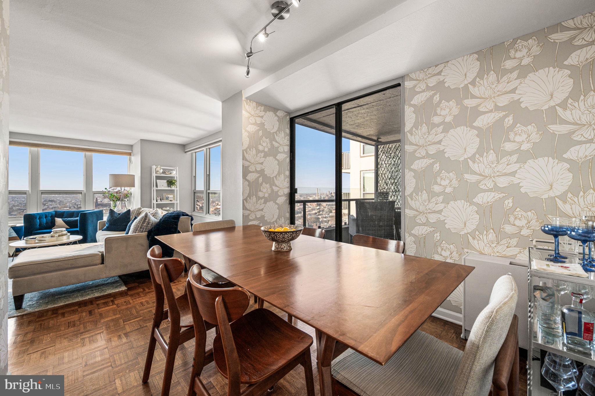 224 West Rittenhouse Street, Unit 2010 Philadelphia, PA 19144 - Photo 5 of 33 Dining room