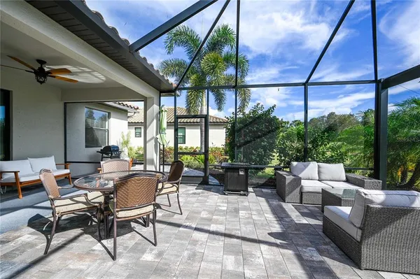 $4,900 | 7124 Marsh View Terrace, Bradenton, FL 34212