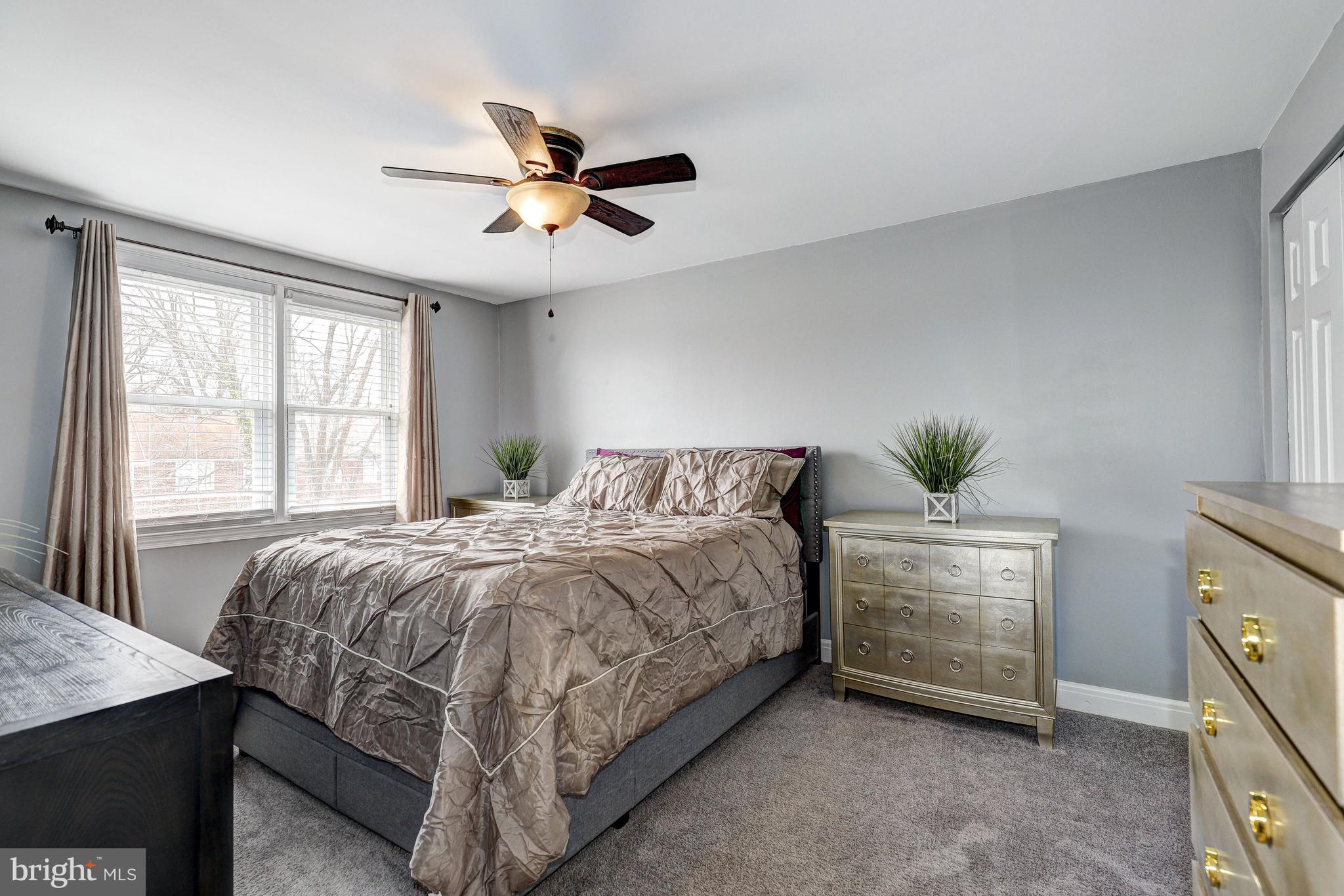 822 Cooks Lane Baltimore, MD 21229 - Photo 15 of 32 Bedroom