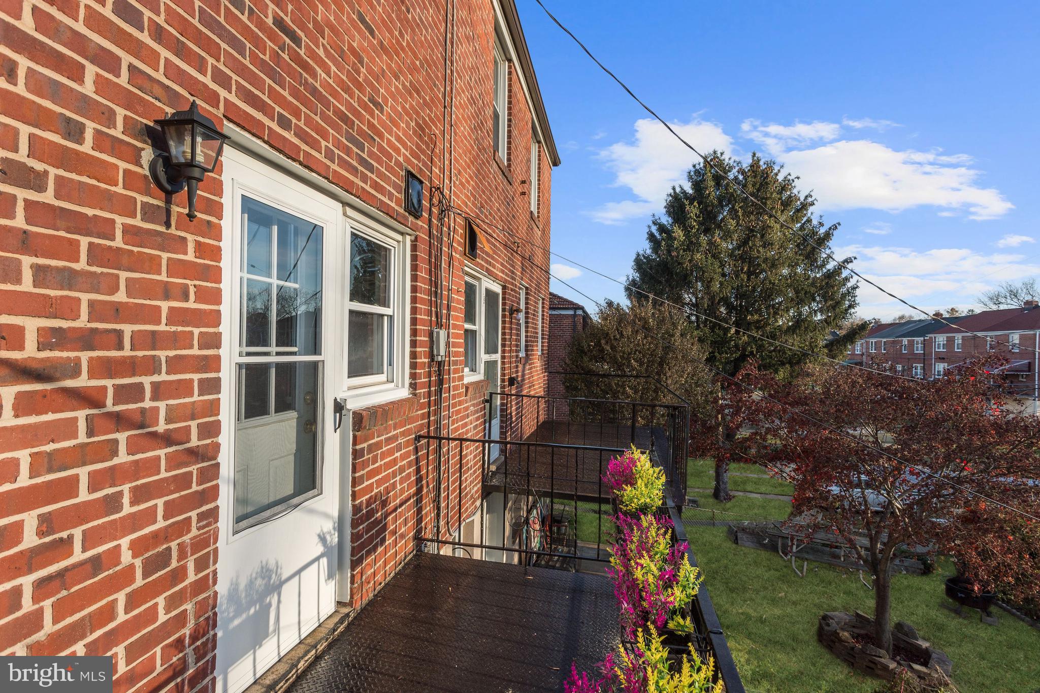 822 Cooks Lane Baltimore, MD 21229 - Photo 25 of 32 Balcony