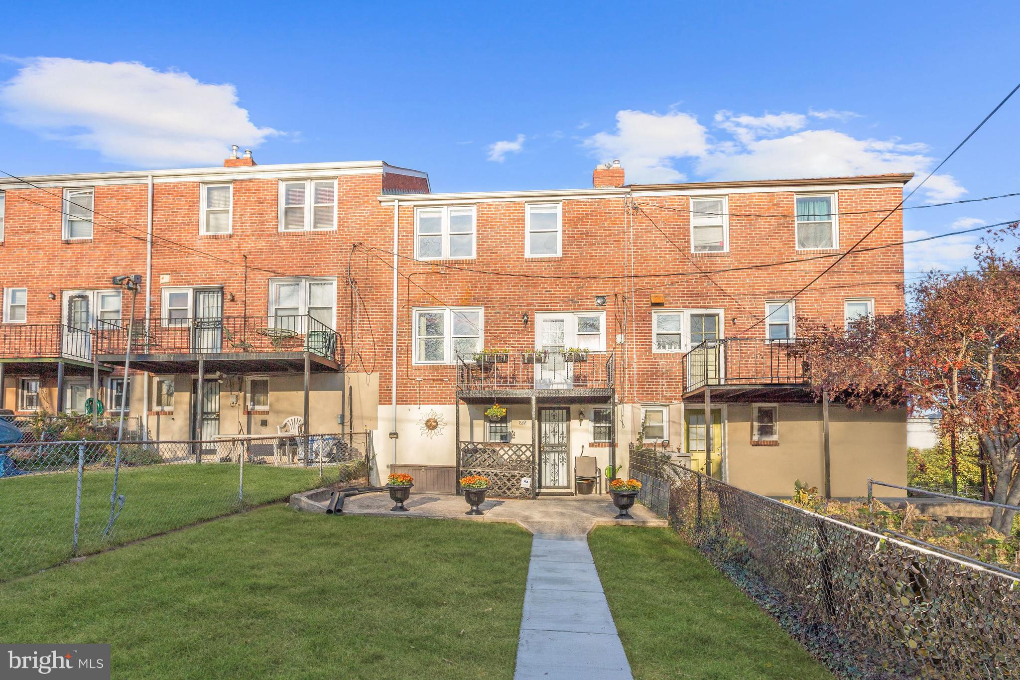 822 Cooks Lane Baltimore, MD 21229 - Photo 28 of 32 Exterior