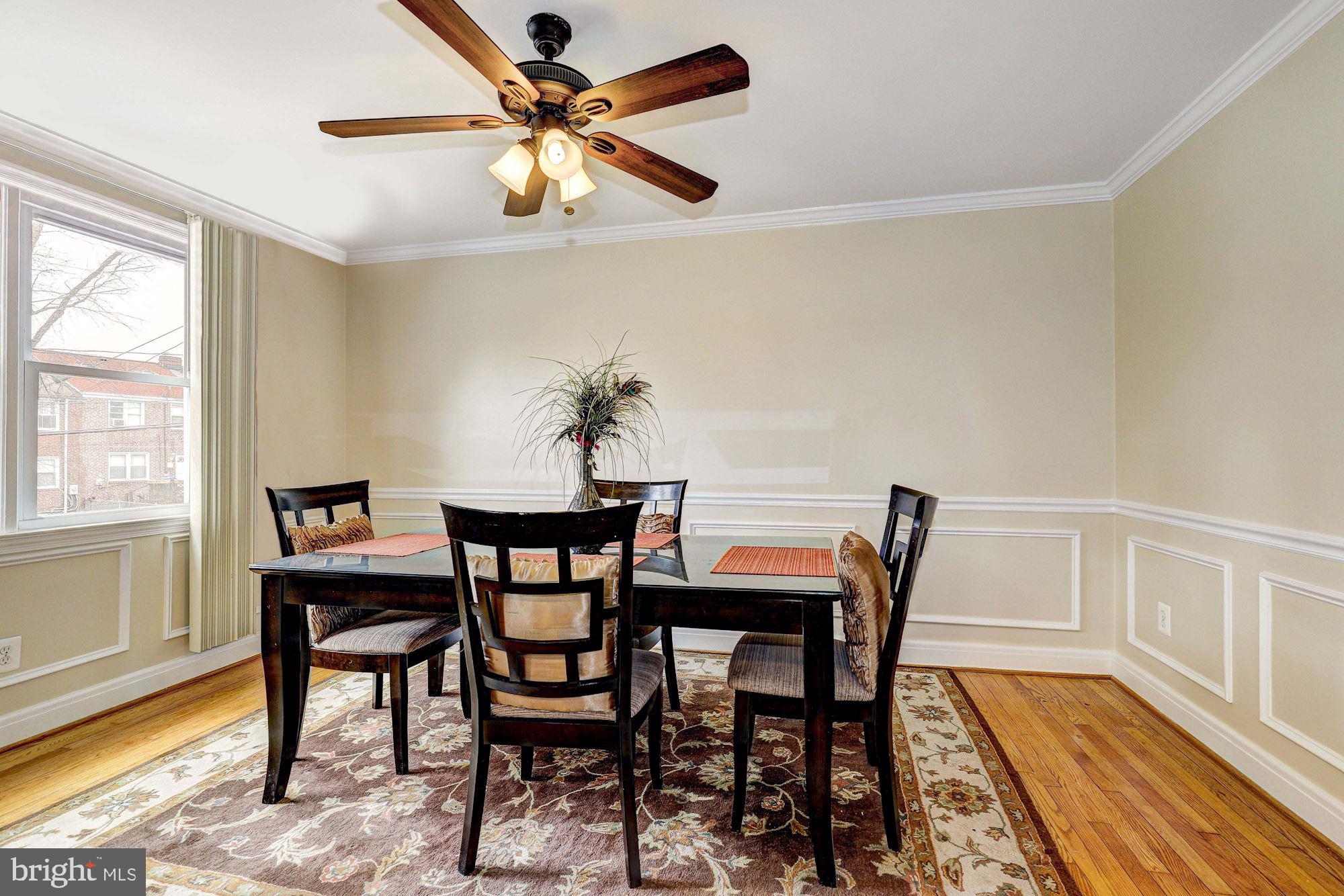 822 Cooks Lane Baltimore, MD 21229 - Photo 7 of 32 Dining Room