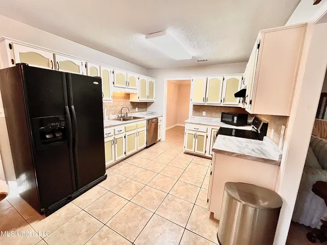 $260,000 | 103 Keestone Drive, Senatobia, MS 38668