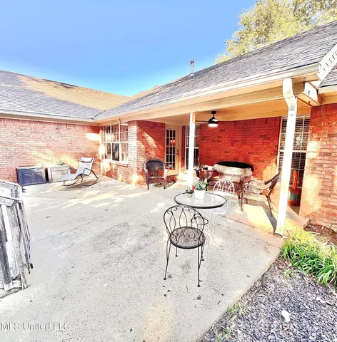 $260,000 | 103 Keestone Drive, Senatobia, MS 38668