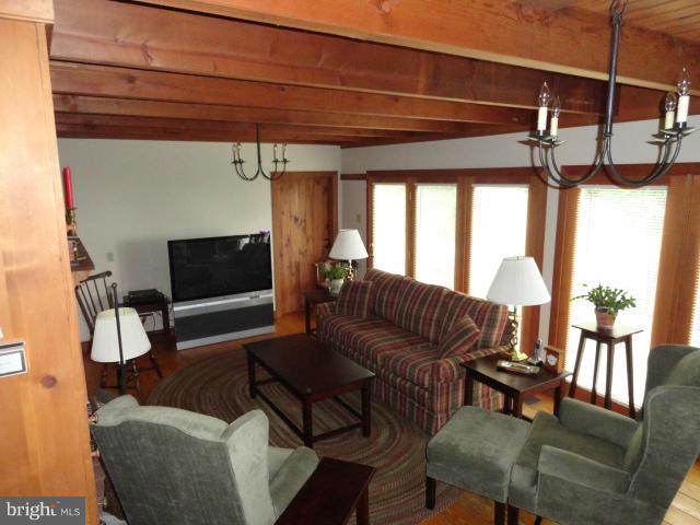 238 Forest Ridge Lane Bluemont, VA 20135 - Photo 11 of 29 Interior (General)