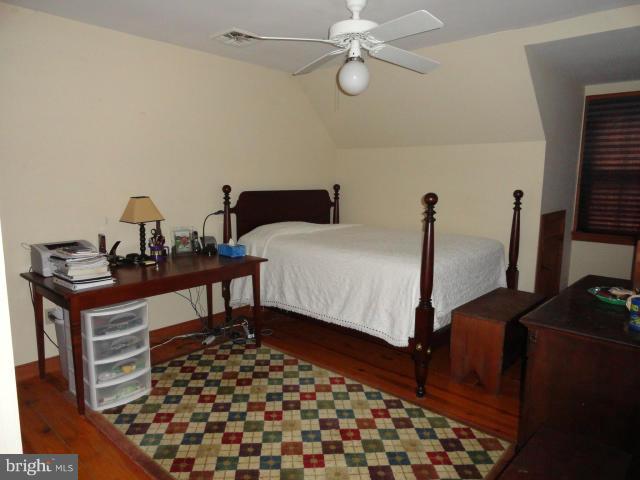238 Forest Ridge Lane Bluemont, VA 20135 - Photo 15 of 29 Bedroom