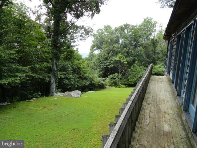 238 Forest Ridge Lane Bluemont, VA 20135 - Photo 22 of 29 Exterior (General)