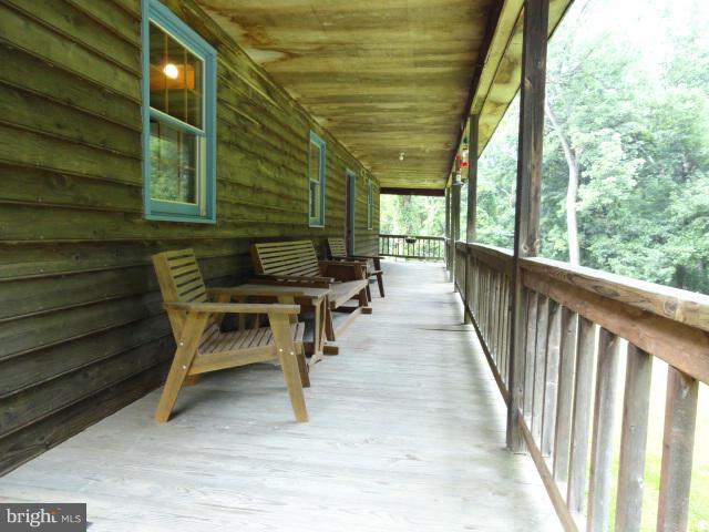 238 Forest Ridge Lane Bluemont, VA 20135 - Photo 27 of 29 Exterior (General)
