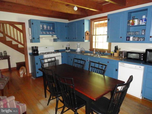238 Forest Ridge Lane Bluemont, VA 20135 - Photo 6 of 29 Kitchen