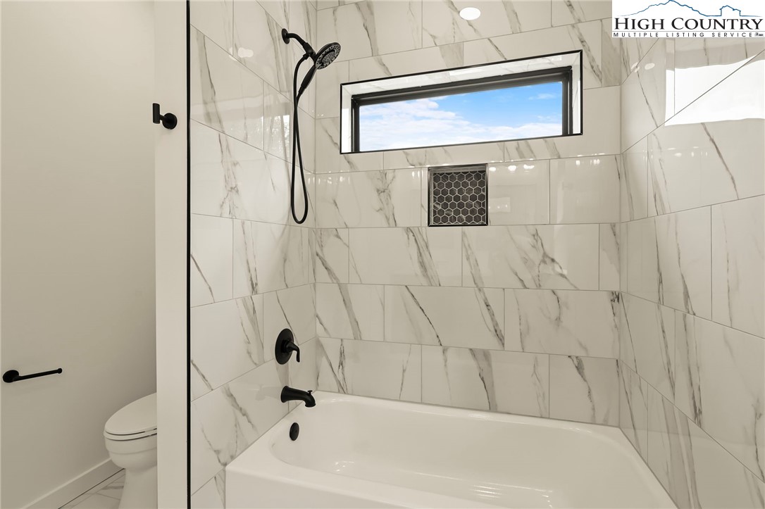 419 Snow Cloud Drive Banner Elk, NC 28604 - Photo 22 of 34