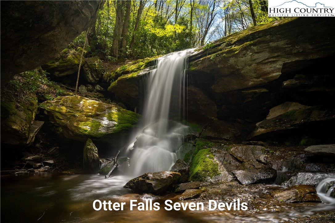 419 Snow Cloud Drive Banner Elk, NC 28604 - Photo 30 of 34