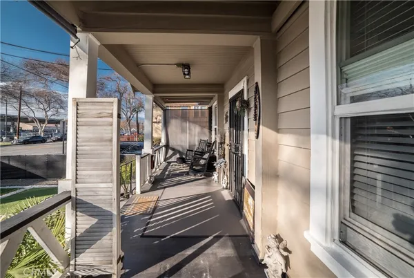 $519,999 | 639 North F Street, San Bernardino, CA 92410