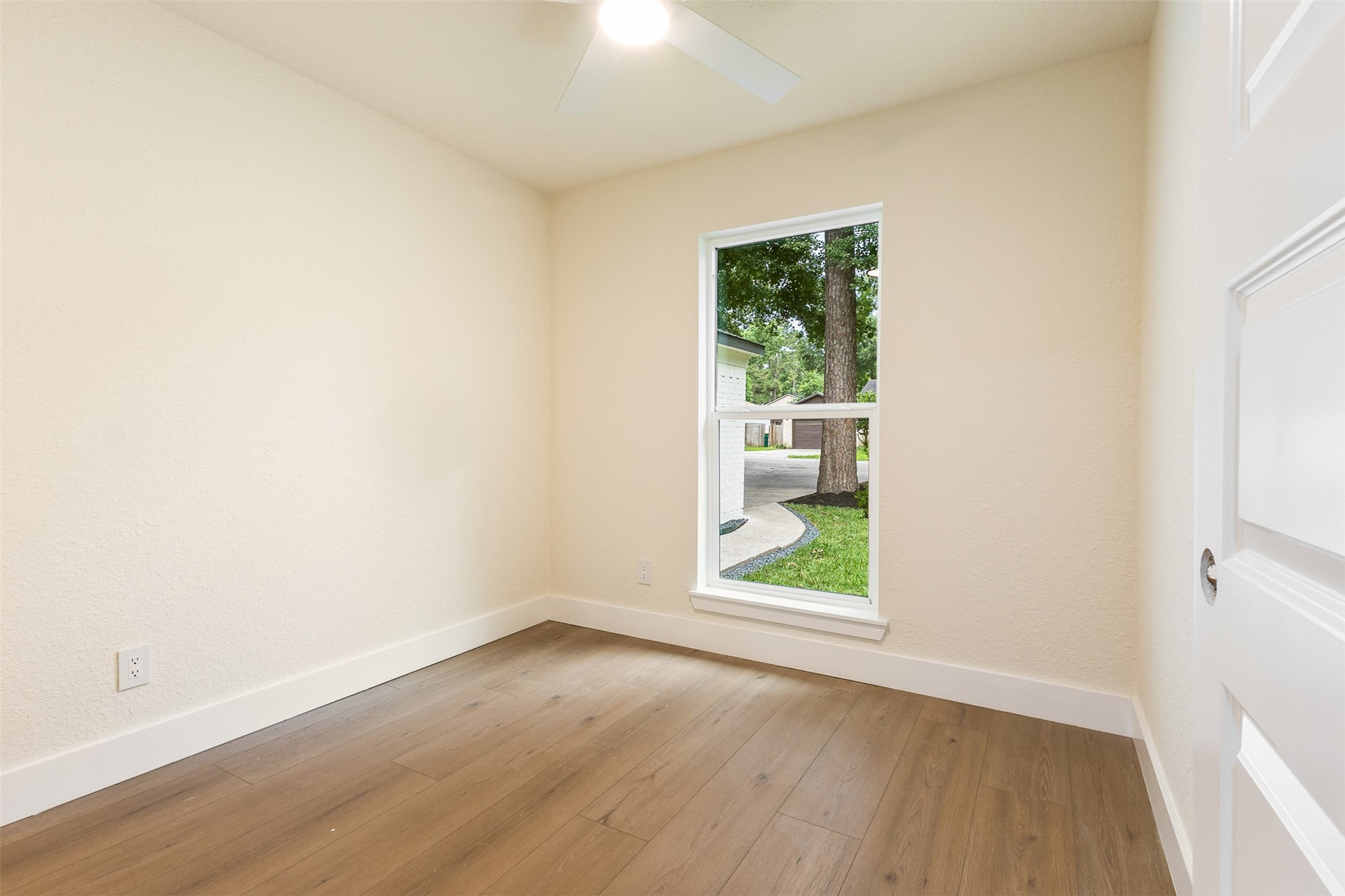 21 North Wavy Oak Circle Spring, TX 77381 - Photo 18 of 35