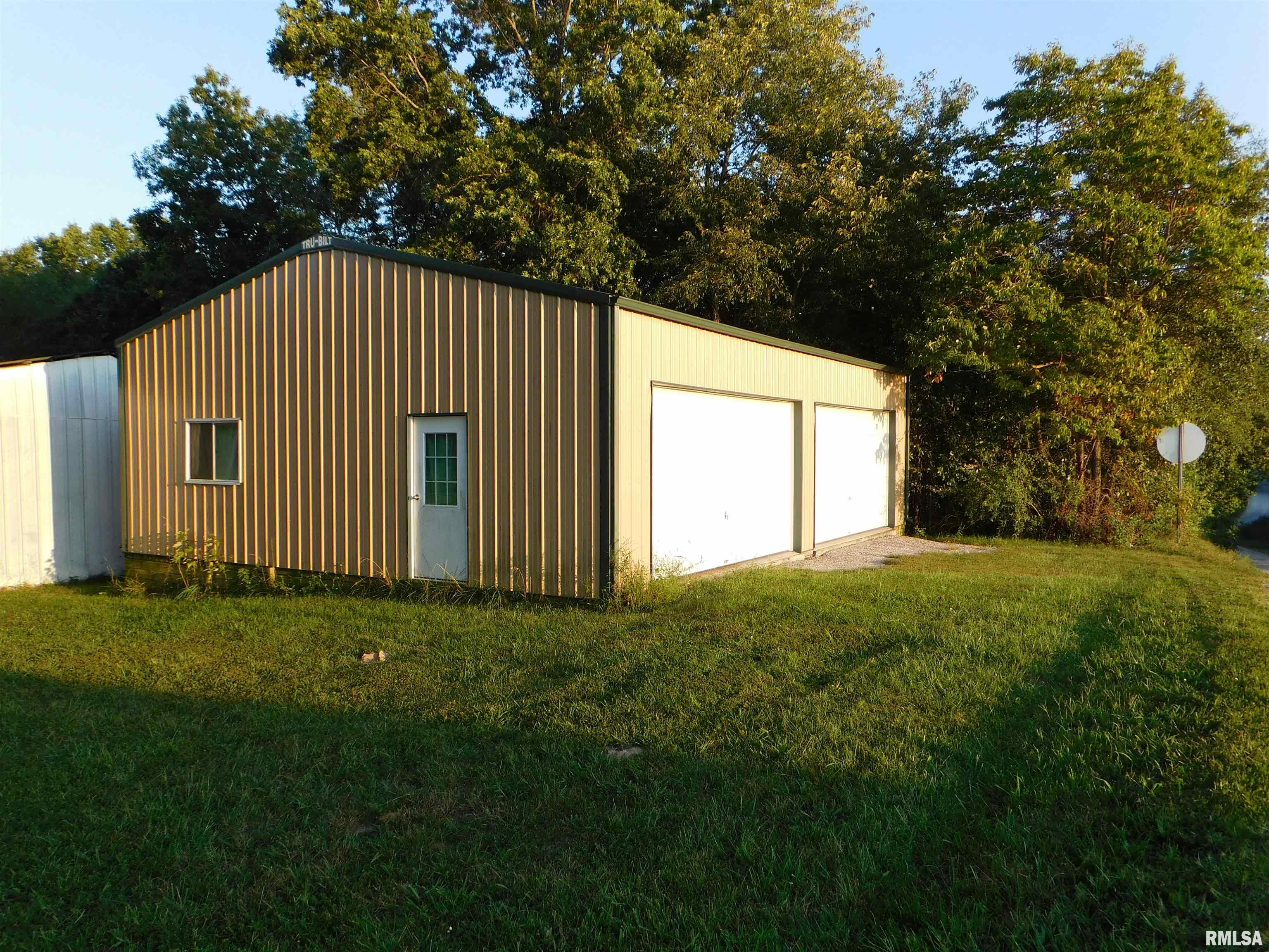 4026 Waggoner Road Iuka, IL 62849 - Photo 11 of 26