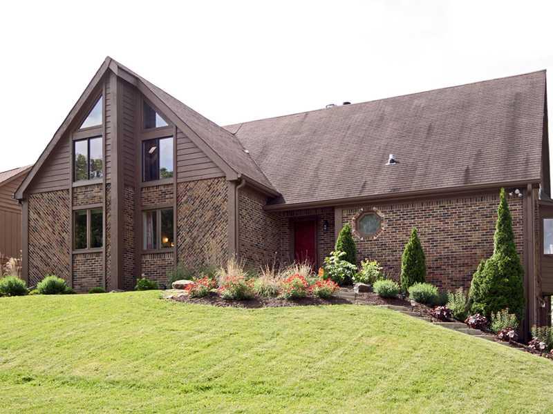 4897 Beechwood Road Avon, IN 46123 - Photo 1 of 24 Gallery Image 1