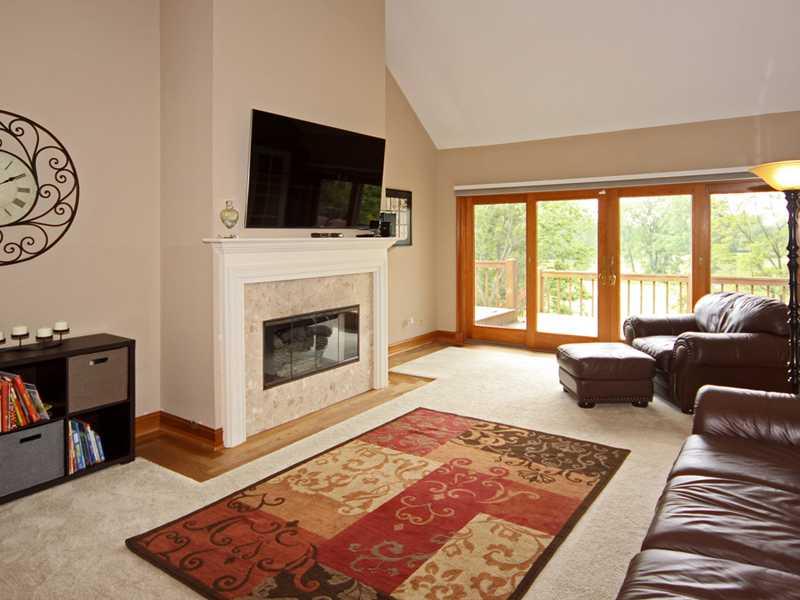4897 Beechwood Road Avon, IN 46123 - Photo 3 of 24 Gallery Image 3