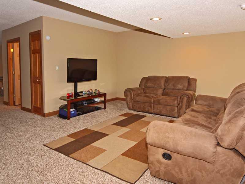 4897 Beechwood Road Avon, IN 46123 - Photo 10 of 24 Gallery Image 10