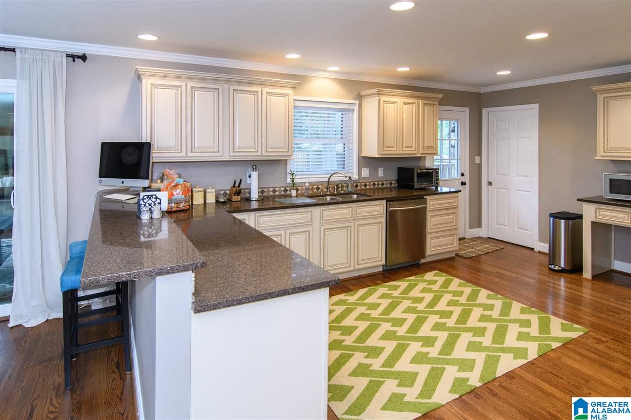 635 Rumson Road Birmingham, AL 35209 - Photo 11 of 49