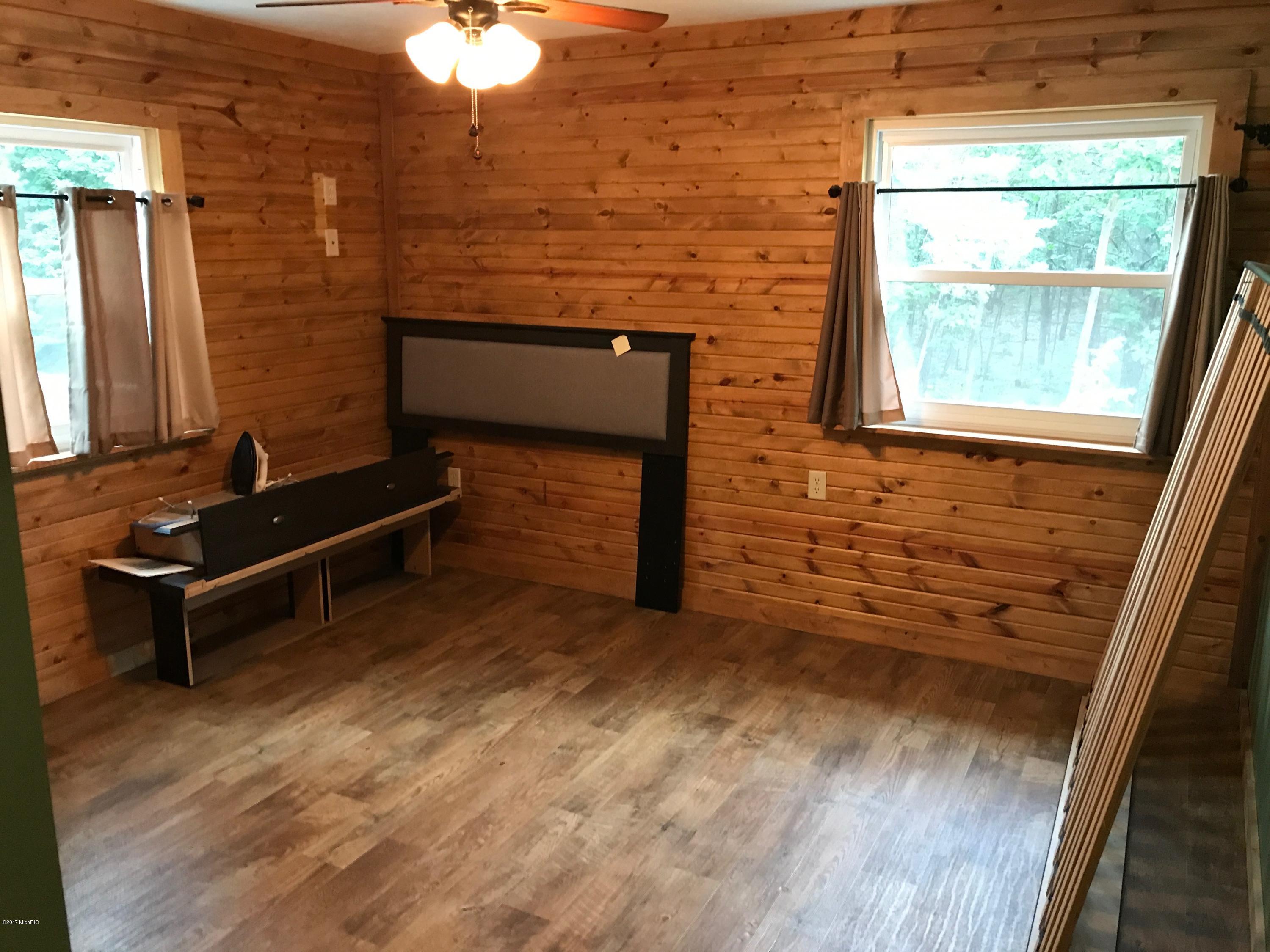 4578 Ford Road Muskegon, MI 49445 - Photo 20 of 35 IMG_6226