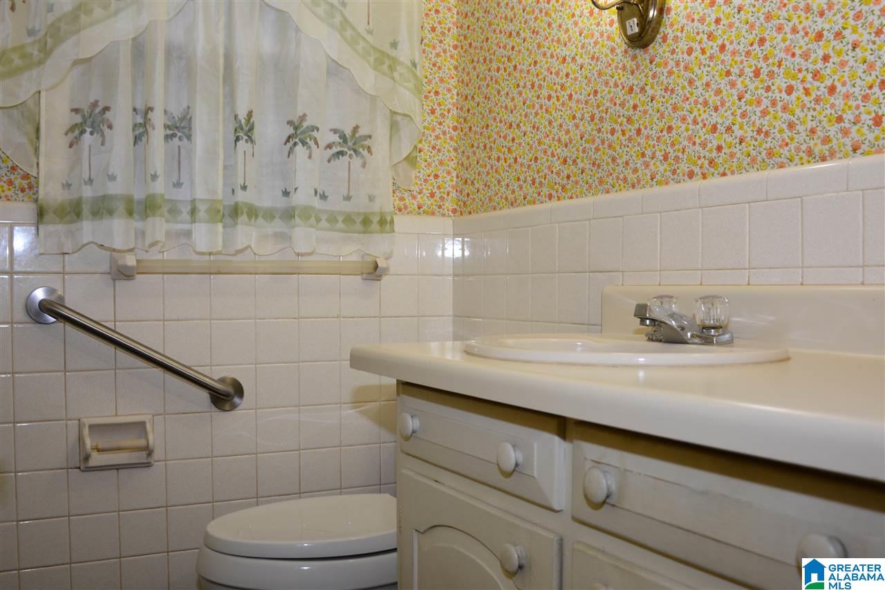 2409 Rocky Ridge Road Birmingham, AL 35243 - Photo 30 of 50