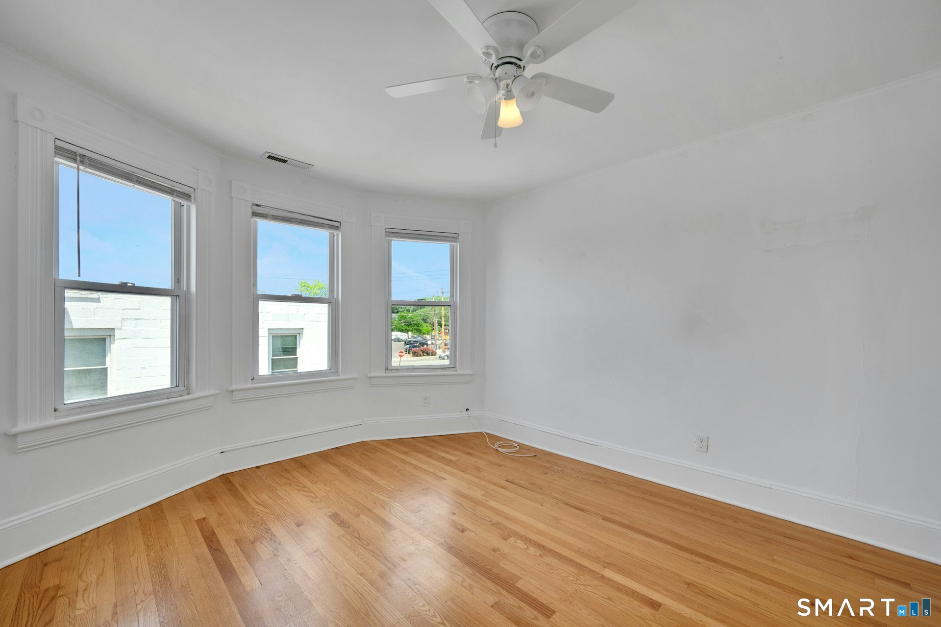 125 Tunxis Hill Road Fairfield, CT 06825 - Photo 6 of 20