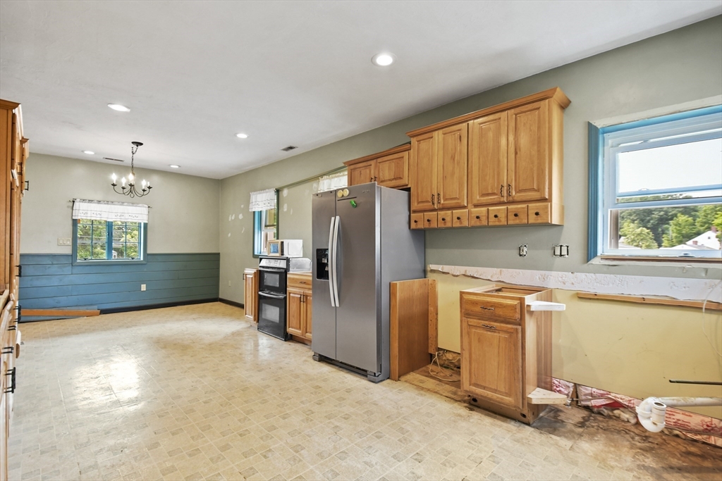 9 Princeton Road Sterling, MA 01564 - Photo 4 of 25 Gallery Image 4