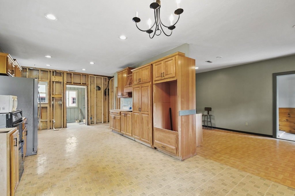 9 Princeton Road Sterling, MA 01564 - Photo 5 of 25 Gallery Image 5
