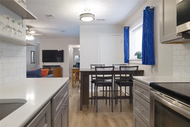 $1,595 | 7406 Shadow Hill Drive, Unit 108, Austin, TX 78731