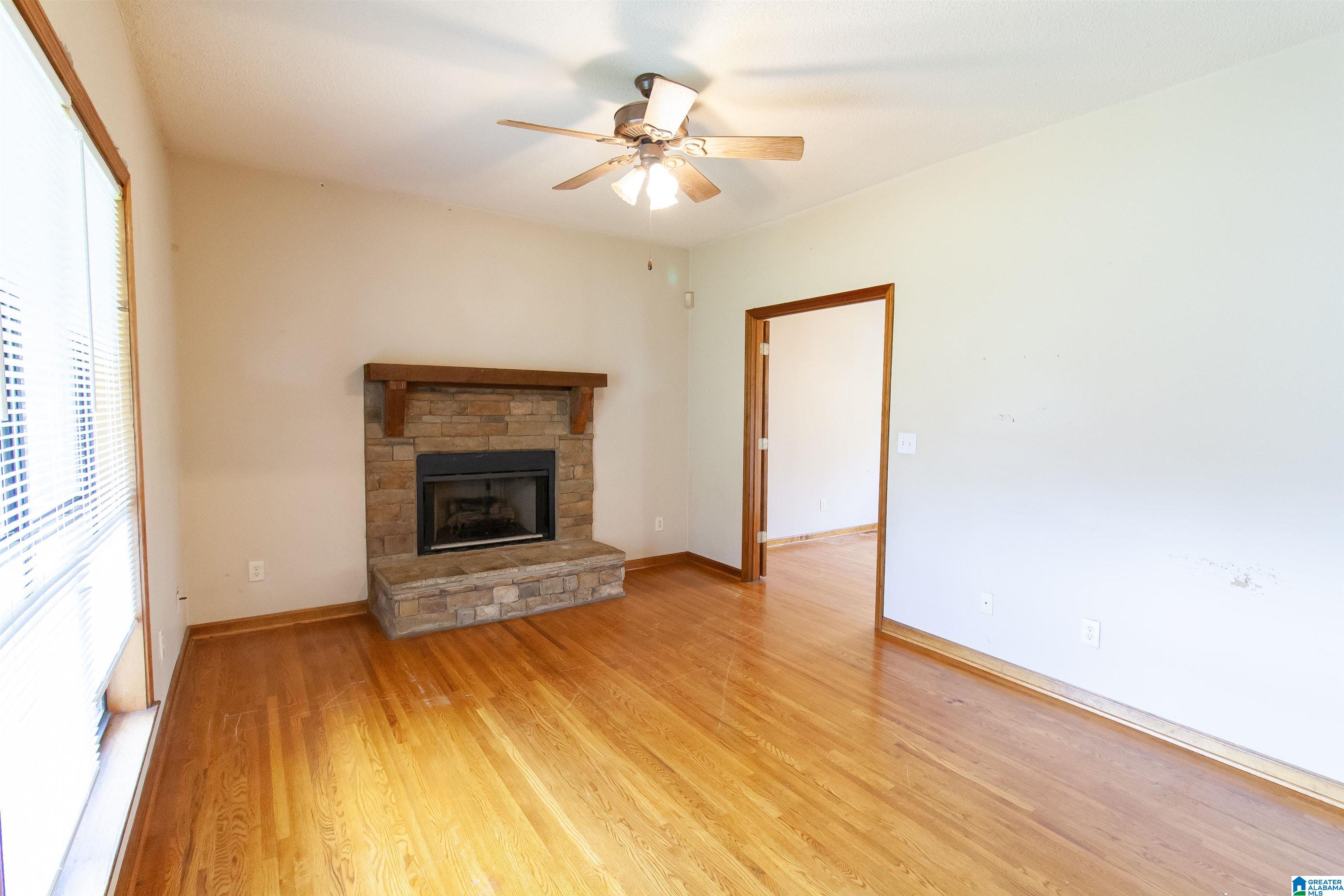 2904 Pinetree Street Moody, AL 35004 - Photo 4 of 21