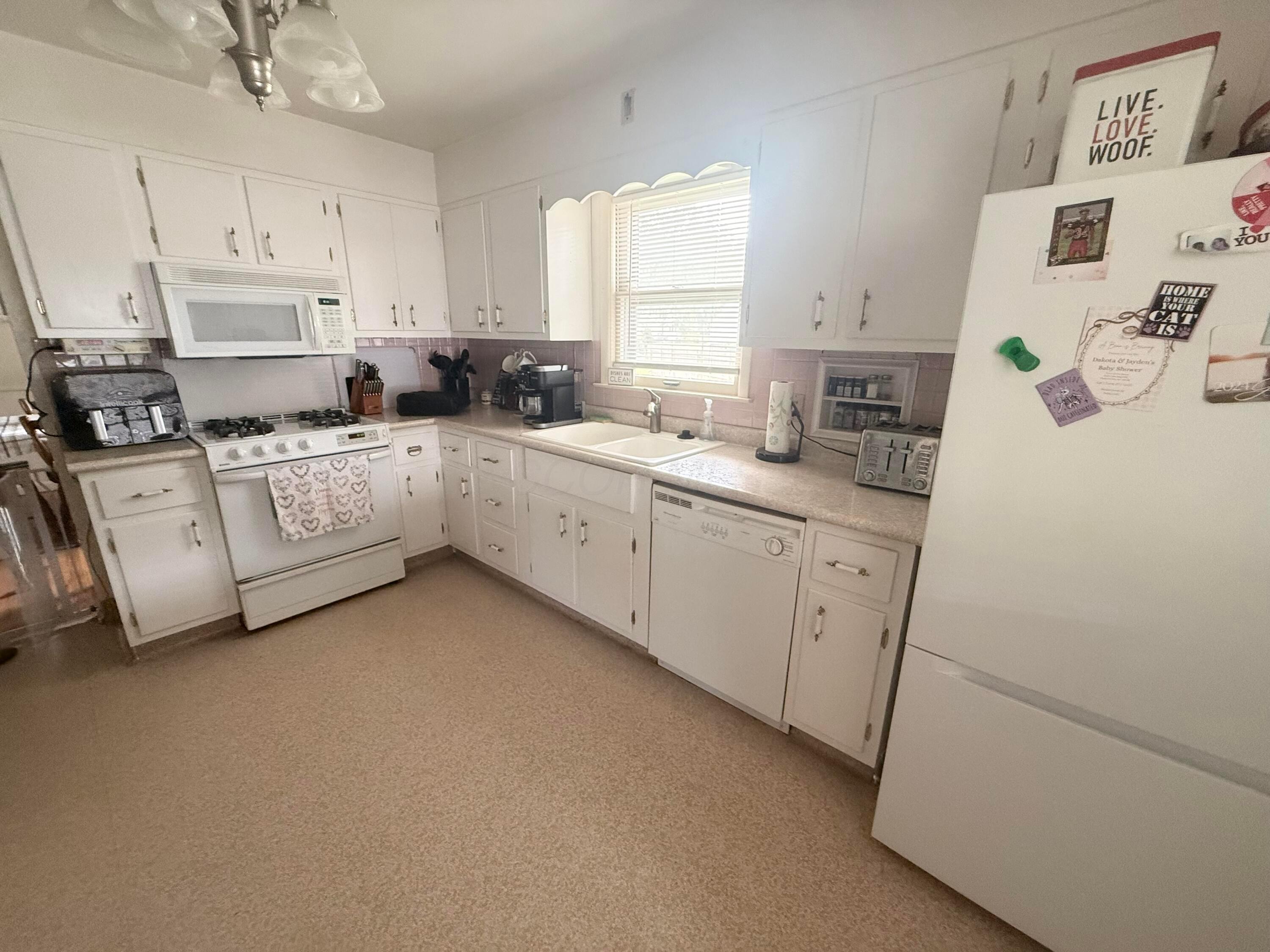 752 Pleasantville Road Lancaster, OH 43130 - Photo 9 of 32