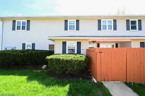 $2,000 | 4251 Regal Avenue, Brunswick, OH 44212