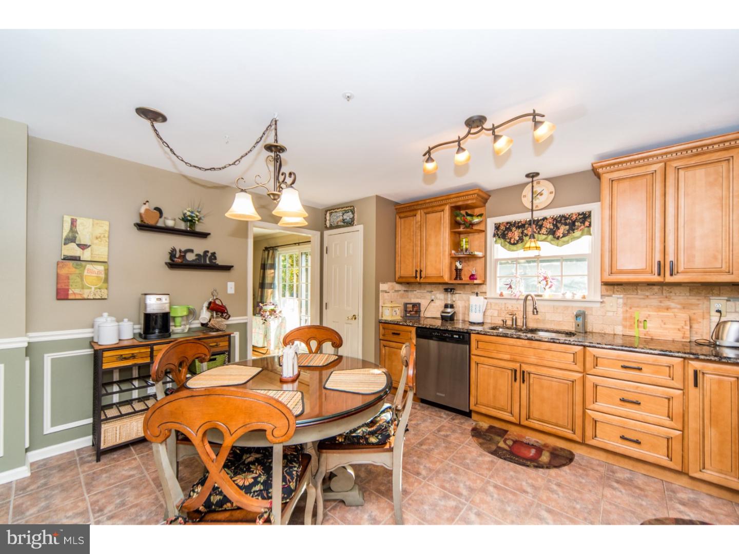 25 South Manor Road Broomall, PA 19008 - Photo 14 of 25 Gallery Image 14