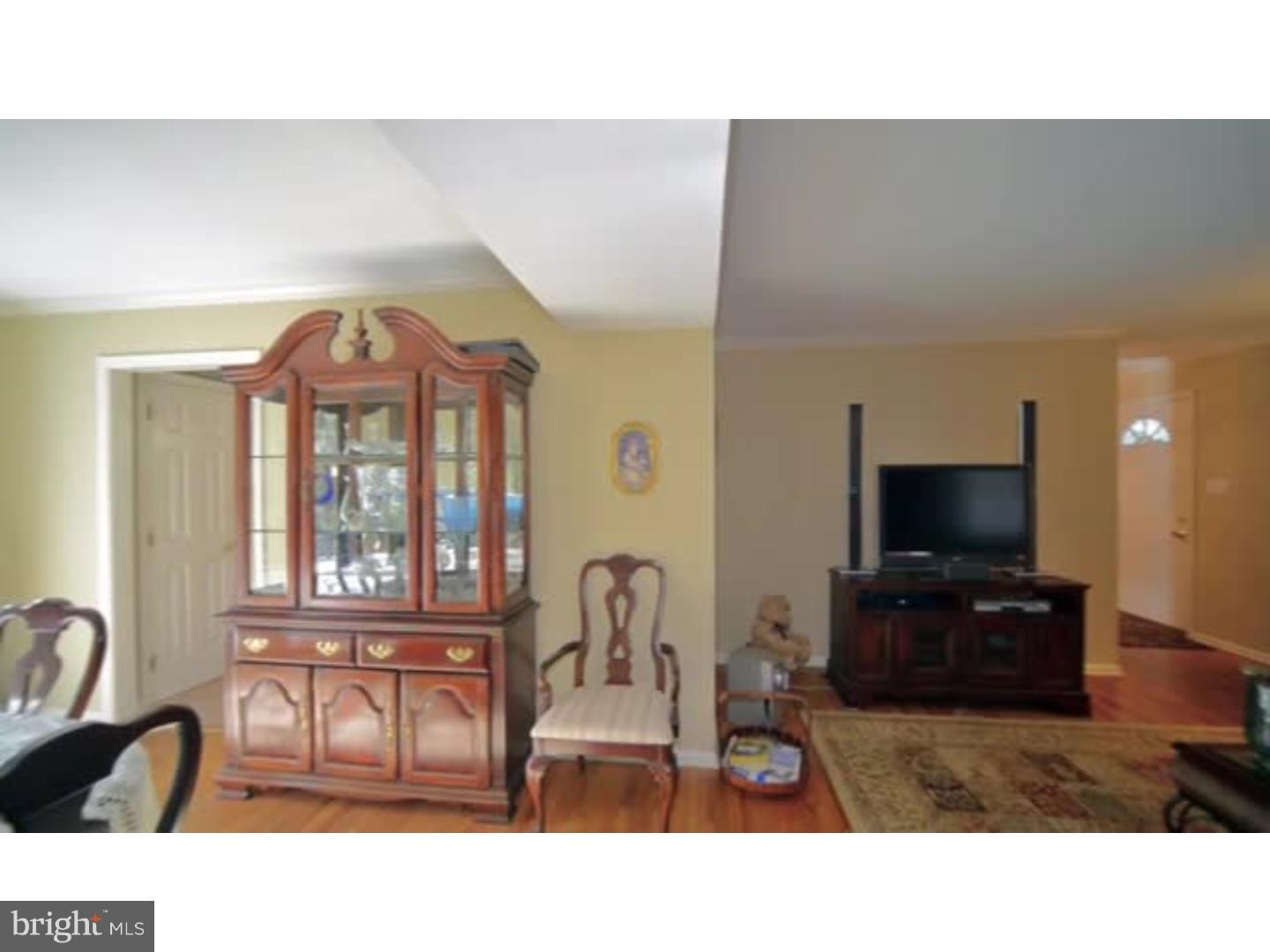 25 South Manor Road Broomall, PA 19008 - Photo 9 of 25 Gallery Image 9