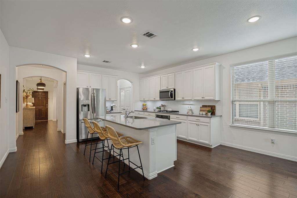 2062 Avondown Road Forney, TX 75126 - Photo 7 of 34
