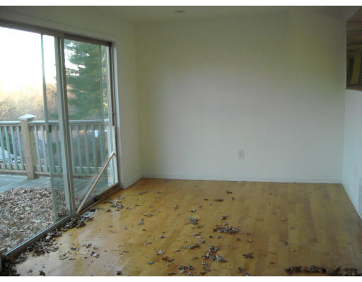 190 Newton Road Springfield, MA 01118 - Photo 5 of 9