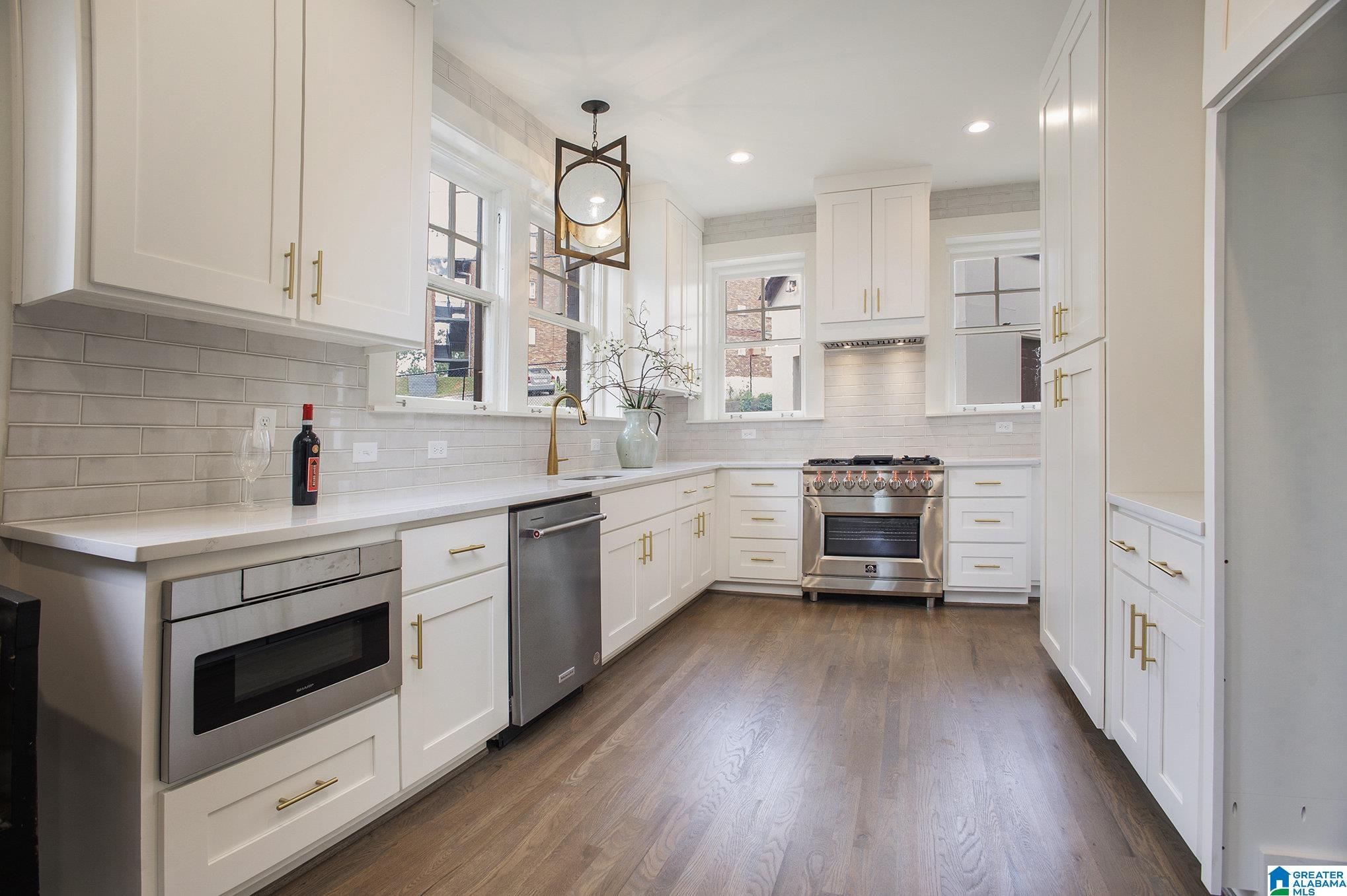 2984 Rhodes Circle South Birmingham, AL 35205 - Photo 13 of 39