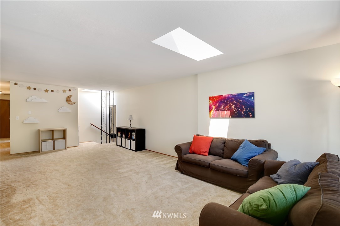 11311 162nd Avenue Southeast Renton, WA 98059 - Photo 11 of 24 Gallery Image 11