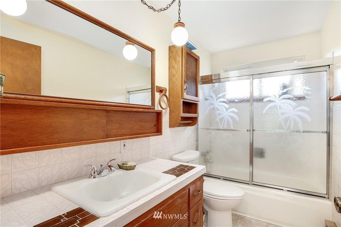 11311 162nd Avenue Southeast Renton, WA 98059 - Photo 17 of 24 Gallery Image 17