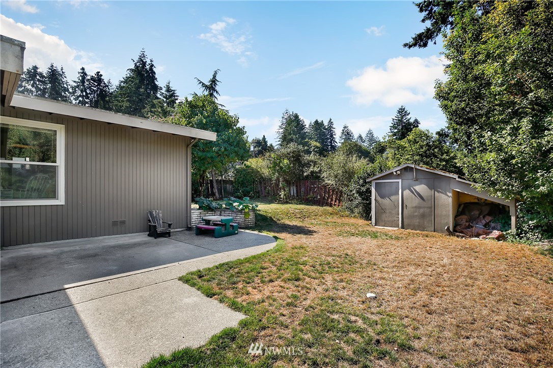 11311 162nd Avenue Southeast Renton, WA 98059 - Photo 21 of 24 Gallery Image 21