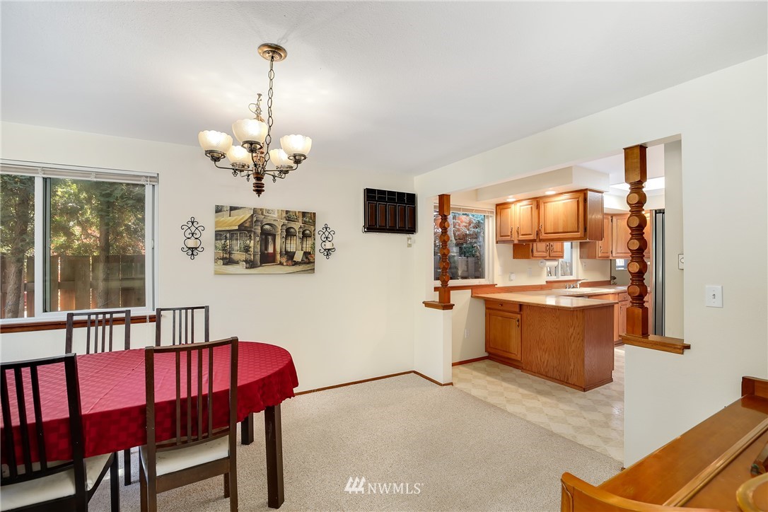 11311 162nd Avenue Southeast Renton, WA 98059 - Photo 5 of 24 Gallery Image 5