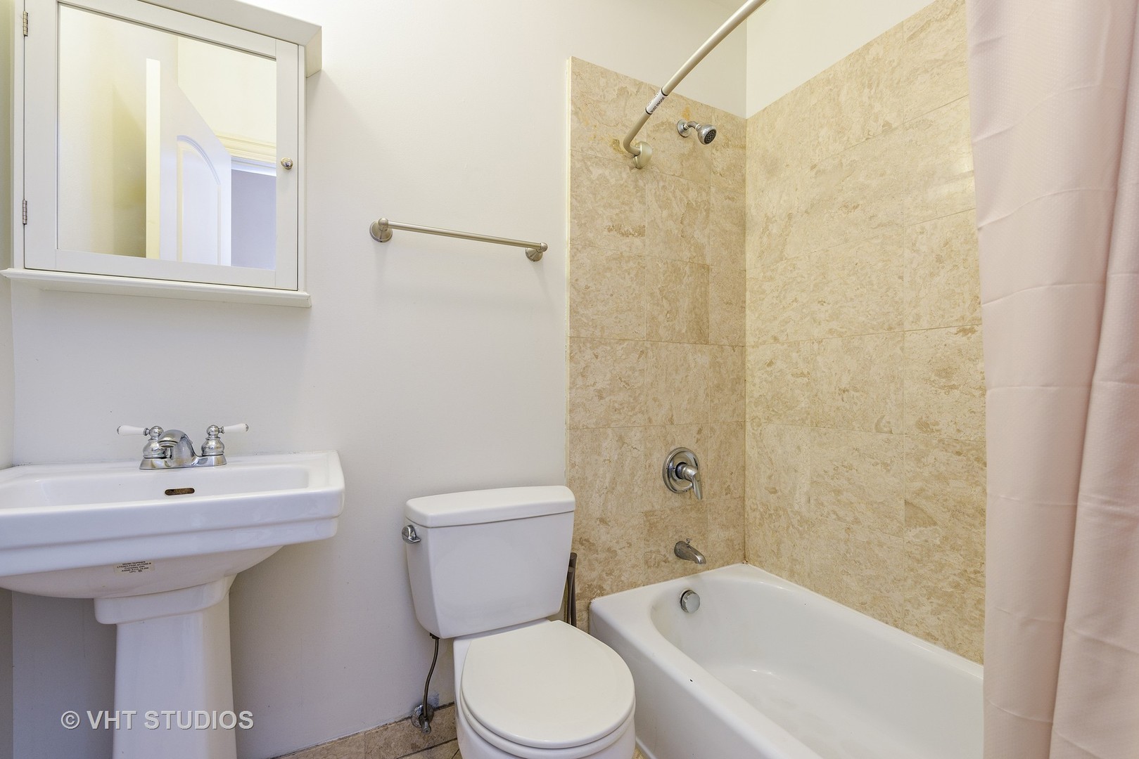 4434 North Sheridan Road, Unit 2S Chicago, IL 60640 - Photo 8 of 10