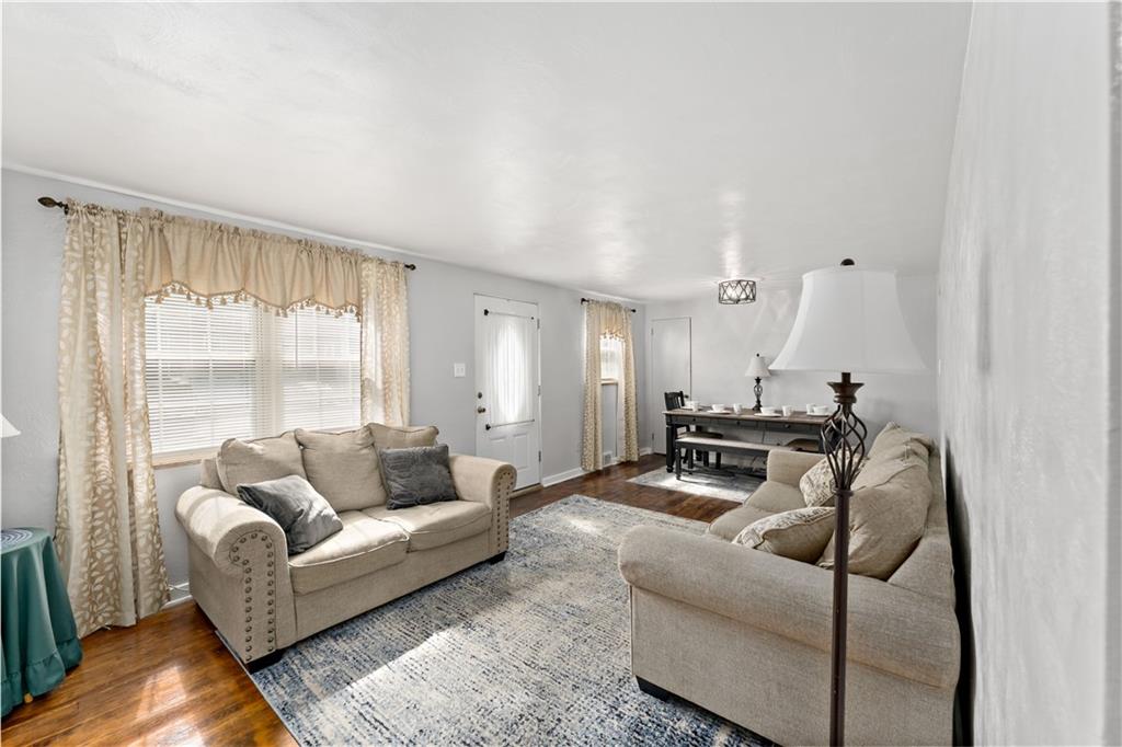 119 Forliview Road Glenshaw, PA 15116 - Photo 4 of 40