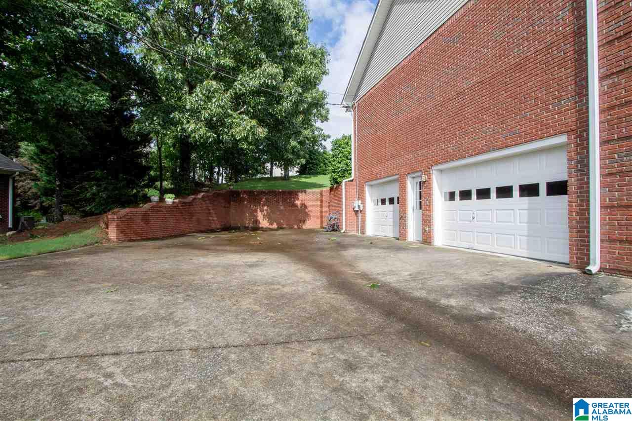 120 Kingsley Road Alabaster, AL 35007 - Photo 5 of 48