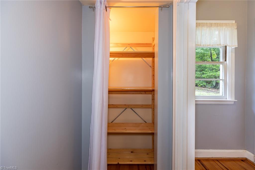 810 West Ray Avenue High Point, NC 27262 - Photo 20 of 48