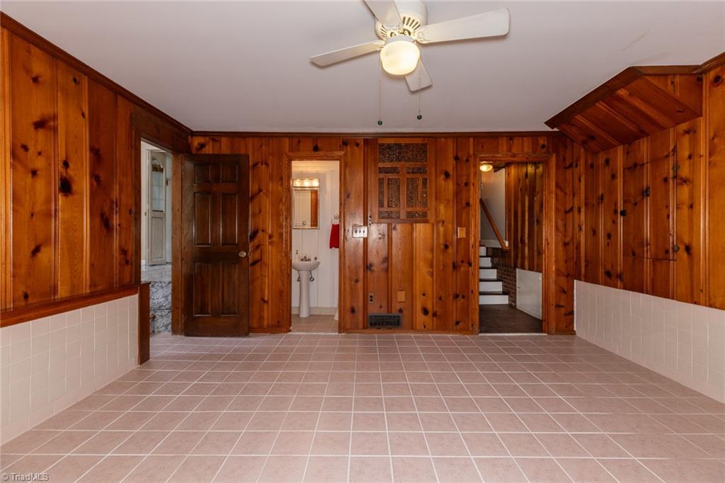 810 West Ray Avenue High Point, NC 27262 - Photo 22 of 48