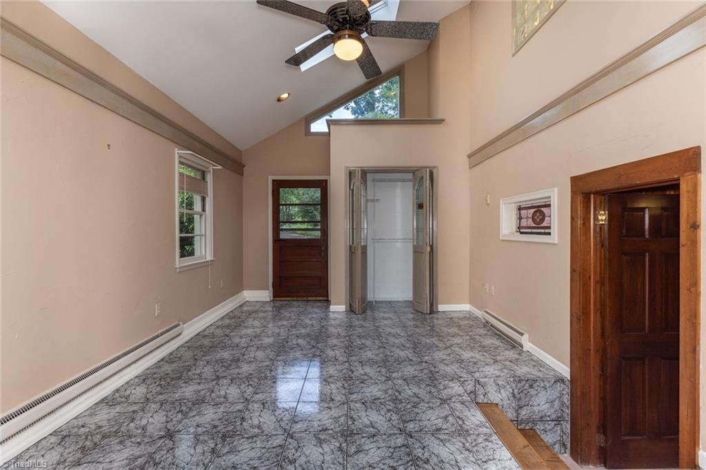 810 West Ray Avenue High Point, NC 27262 - Photo 27 of 48