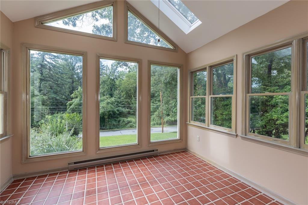 810 West Ray Avenue High Point, NC 27262 - Photo 30 of 48