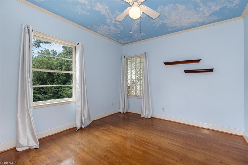 810 West Ray Avenue High Point, NC 27262 - Photo 34 of 48