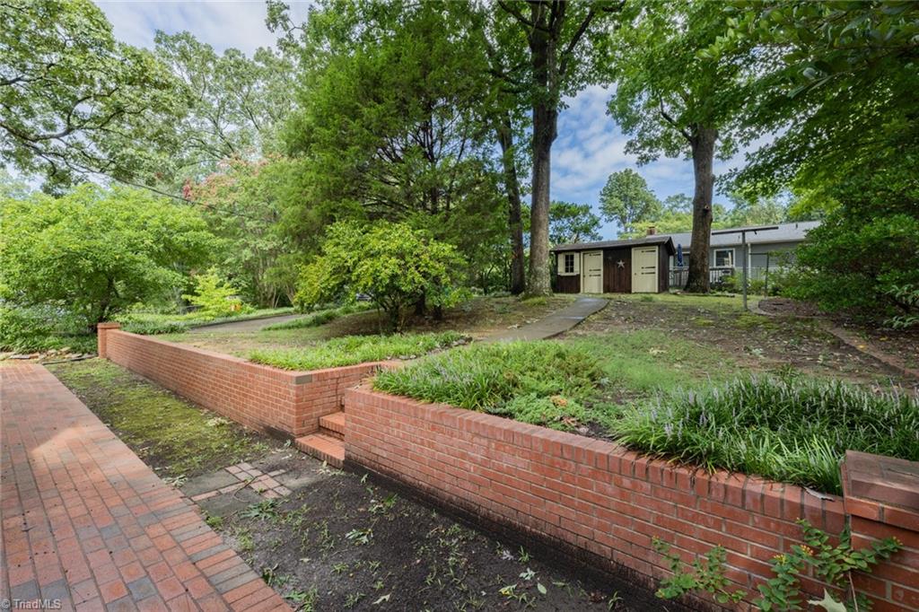 810 West Ray Avenue High Point, NC 27262 - Photo 45 of 48