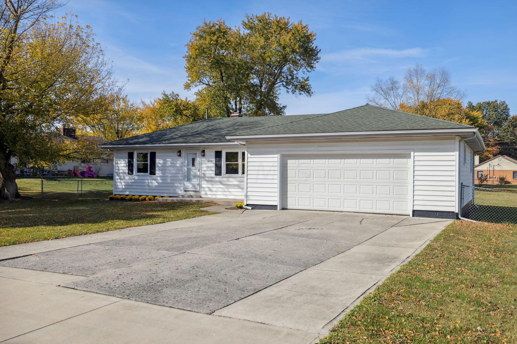 4455 Ethel Road Obetz, OH 43207 - Photo 2 of 29 4455 Ethel Road